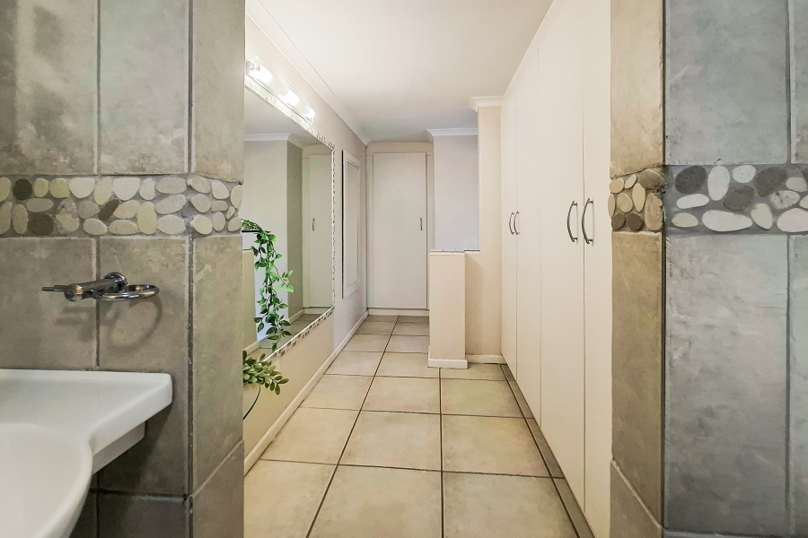 3 Bedroom Property for Sale in Costa Sarda Western Cape